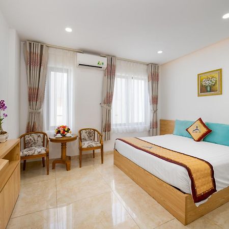 Blue-S Hotel & Apartment Da Nang Exteriör bild