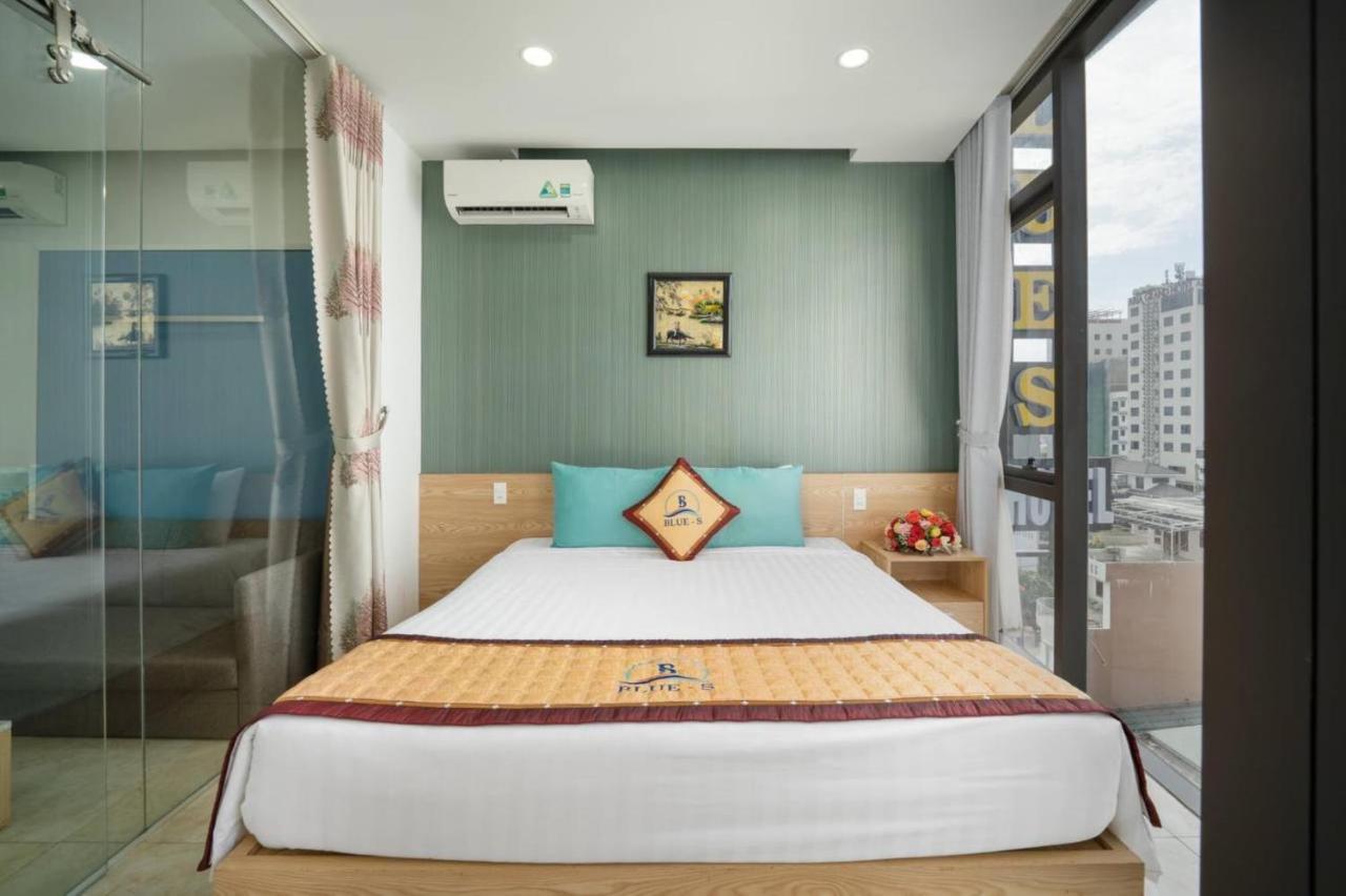 Blue-S Hotel & Apartment Da Nang Exteriör bild