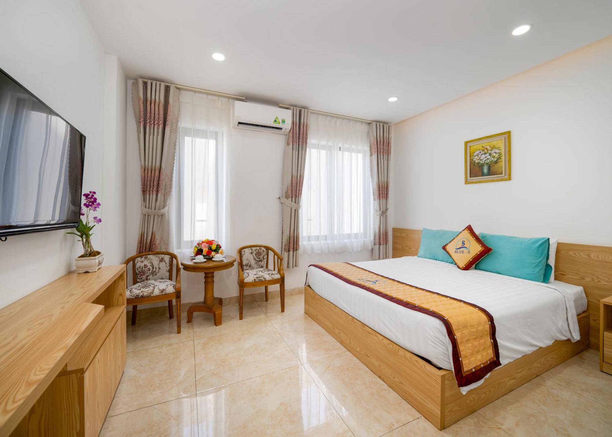 Blue-S Hotel & Apartment Da Nang Exteriör bild