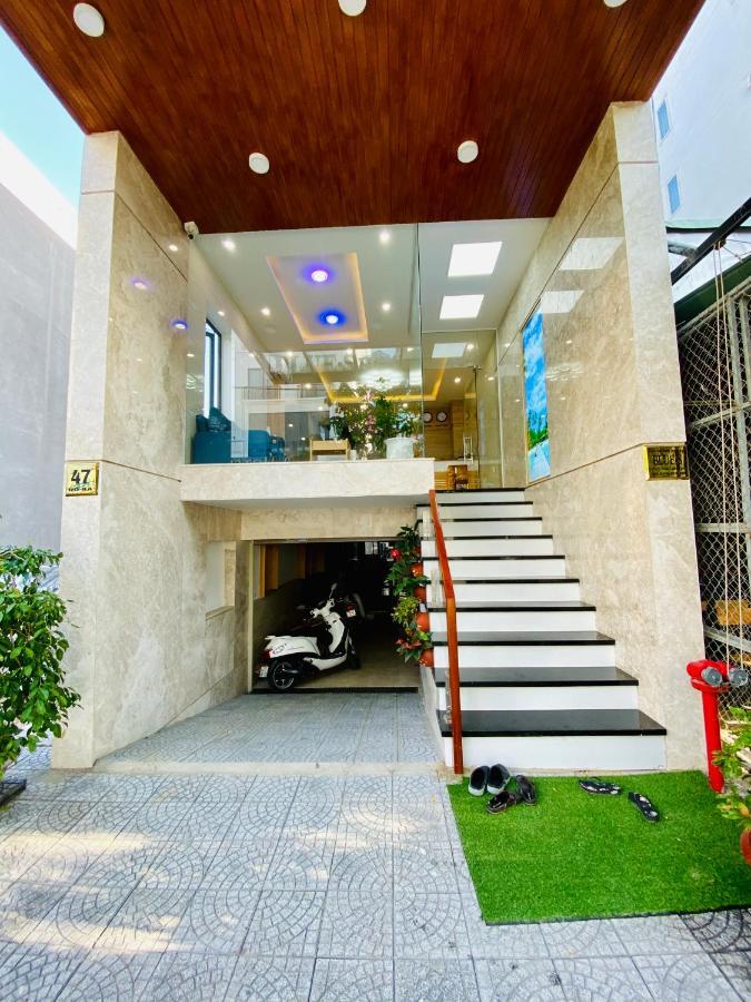 Blue-S Hotel & Apartment Da Nang Exteriör bild