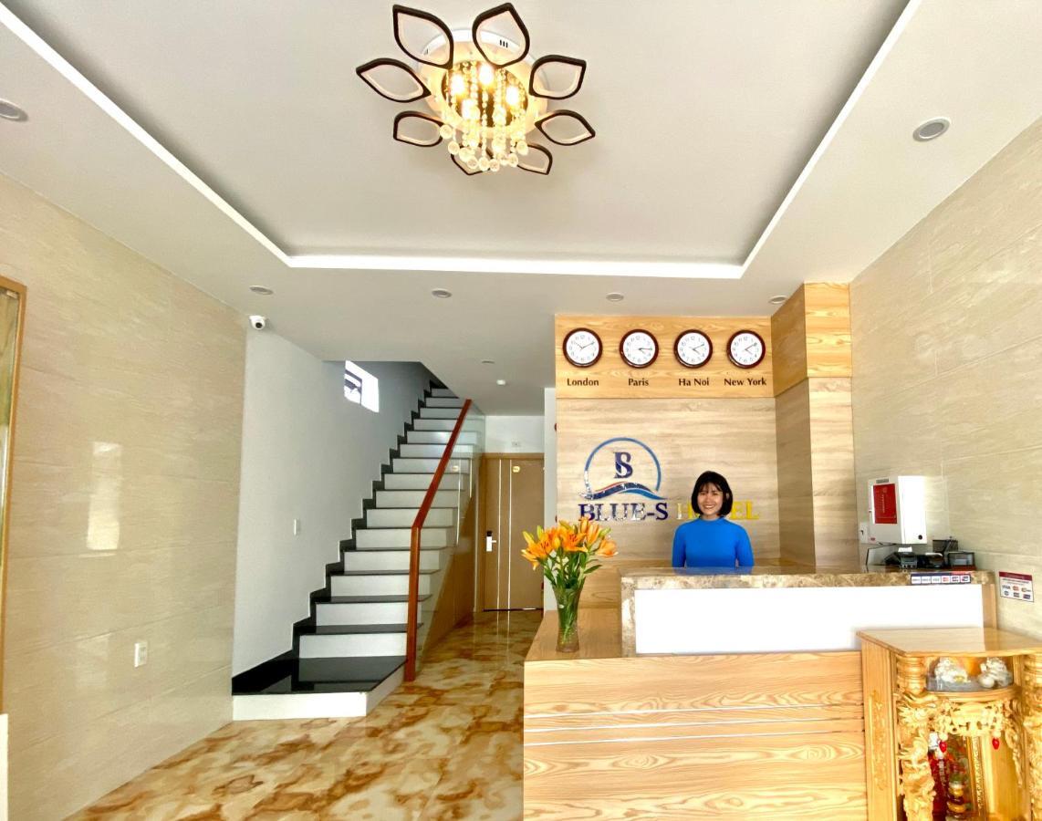 Blue-S Hotel & Apartment Da Nang Exteriör bild